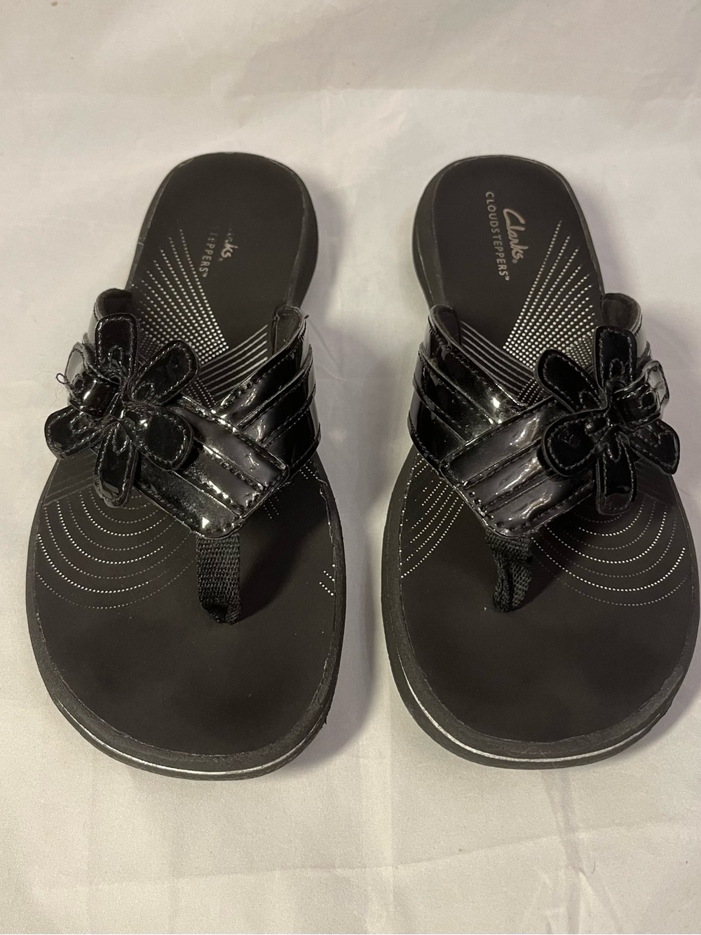Clarks Black Patent Floral Sandals 8.5